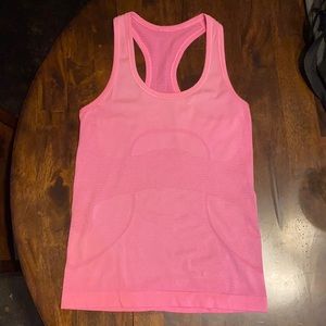Lululemon swiftly tank